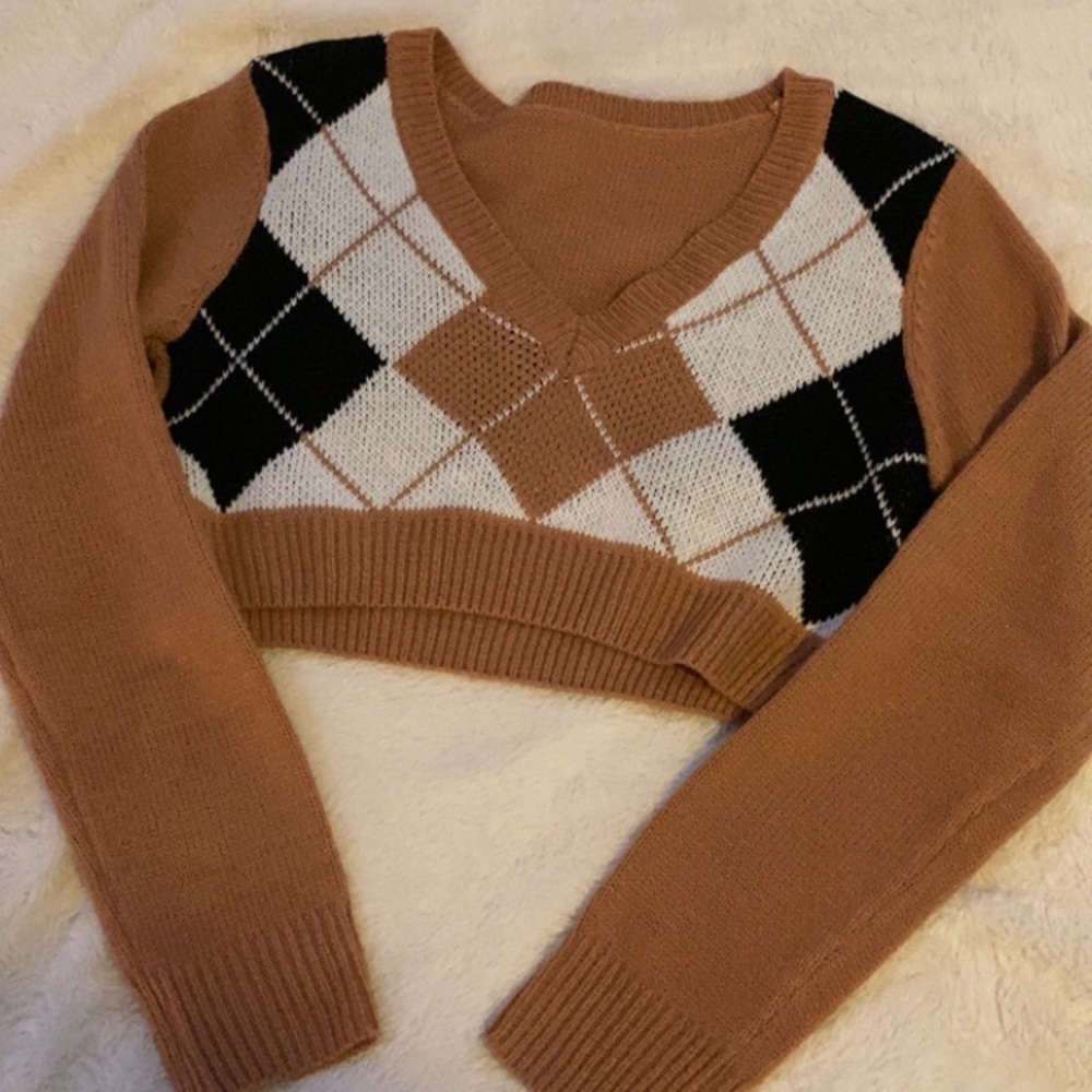 Womens cropped sweater from shein